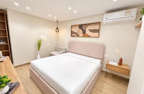 Al Duqqi Apartment | Elite Stays Studio Downtown EL Mohandseen
