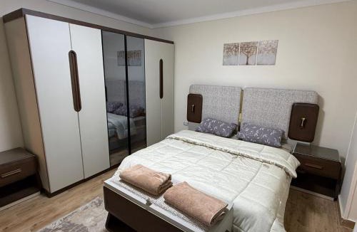 Al Duqqi Apartment | Cozy Apartment in Central Location, Comfort Stay