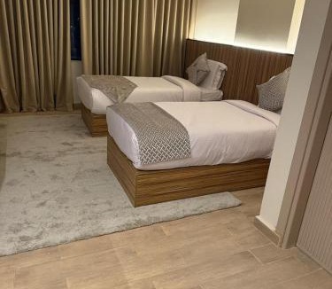 Madinat Al Ashir min Ramadan Hotel | فندق تمايا العاشر من رمضان
