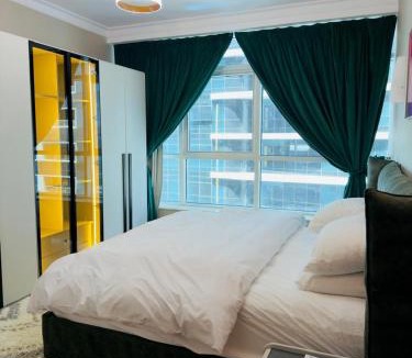 Cairo Apartment | Luxury Nile View Apartment in Hilton Maadi Tower