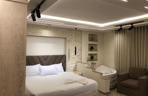 Kafrat al Jabal Hotel | Premium Pyramids Palace INN With Rooftop Access