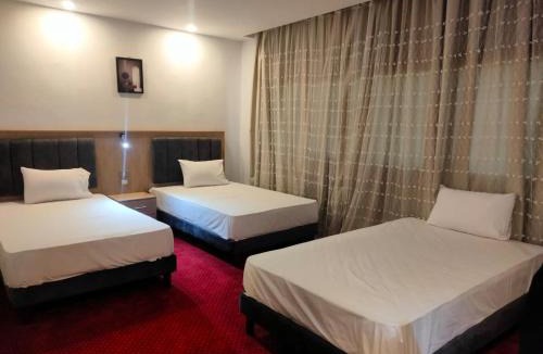Akhmim Hotel | فندق ميريت امون سوهاج