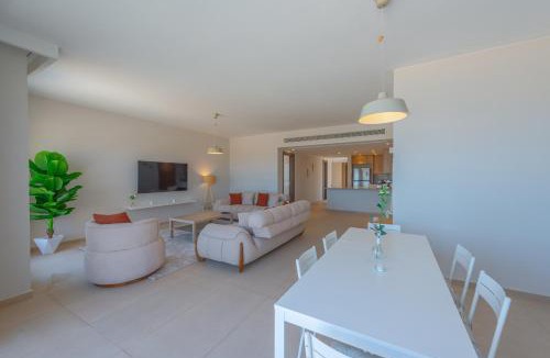 El Gouna Ski Chalet | Private Rooftop pool 3BR in Ancient Hill El Gouna