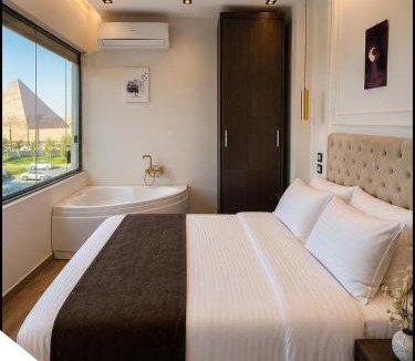 Pyramids Gardens House | New White Pyramids Inn