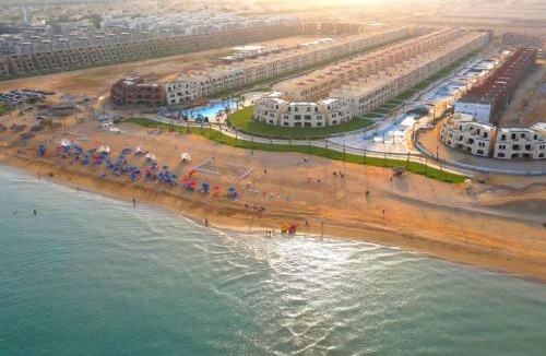 Ain Sokhna Resort | Leserina palm Khorshed stadio sea view panorama for families only Al Ain Al Sokhna