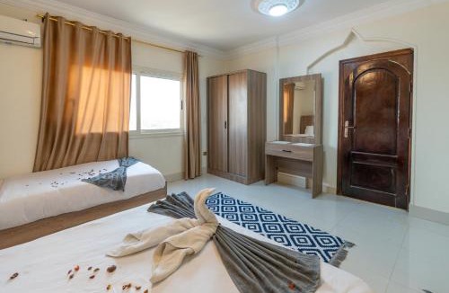 Kafrat al Jabal Apartment | 9 Pyramids & Sphinx View Apartment