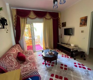Sahl Hasheeh Apartment | Sahl Hasheesh arabian stile pools view apartment with private beach