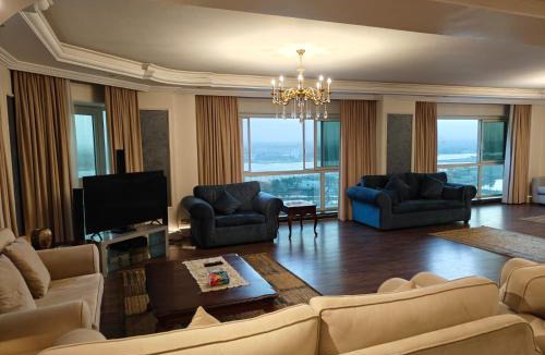 Maadi Apartment | شقه مطلة على النيل القاهرة -Nile View Apartment-Cairo
