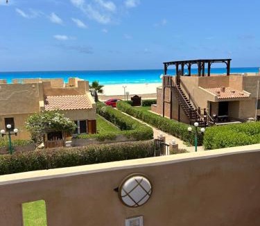 Al-Hammam Ski Chalet | See view Chalet 3 bedrooms Doaa elsmaa north cost stand alone 1 Ac 2 fans for family only