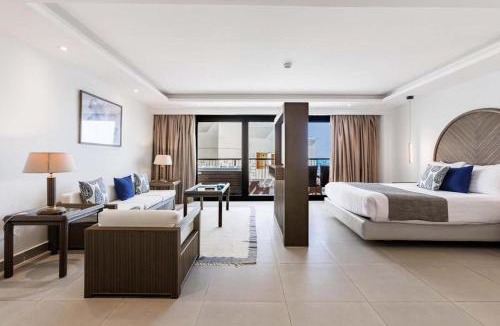 Sakkala Apartment | Sunrise Holidays Crystal Blue Beach