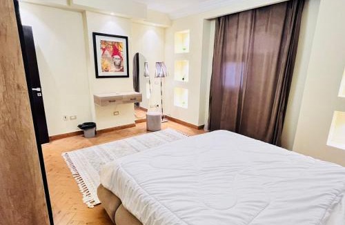 Pyramids Gardens Apartment | NOVA GATE Panorama Pyramids Suite