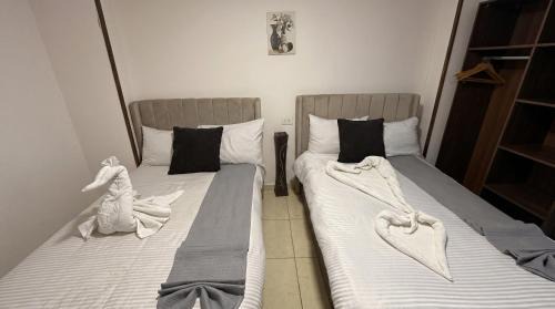 Al Haram House | King Badr Pyramids Inn