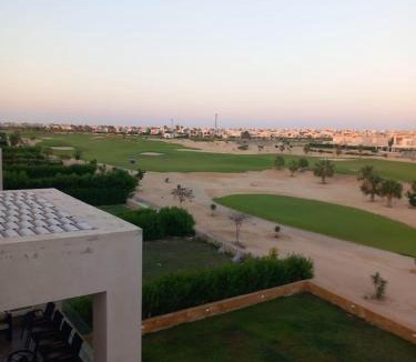 Shurtah al-Dakhlah House | Nice villa at Hacienda Bay