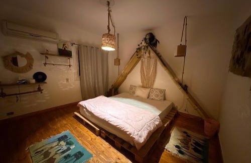 Taqseem Laselky Apartment | Teepee Room In a Shared Apartment
