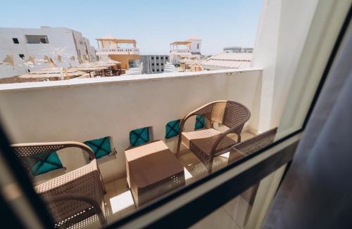 Al Mamsha El Seyahi Hotel | Fantasia Hotel