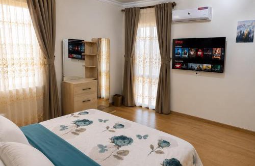 New Cairo Apartment | Three Bedroom Hotel suite close rehab