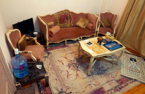 Abdin House | Tahrier square family room private bathroom incairodowntown cairo besaids AUC univ and GREECK CUMPS Cairo Giza