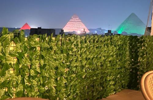 Giza Bed & Breakfast | ANK pyramids view