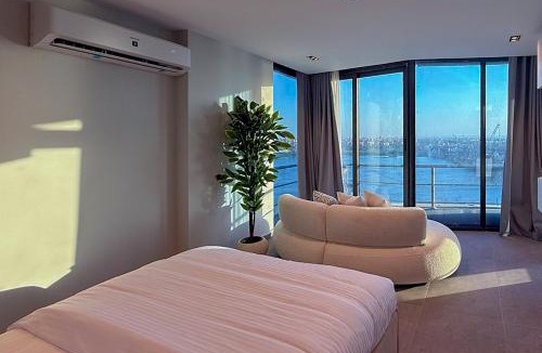 Maadi Apartment | Panoramic Nile View 3BR Apartment