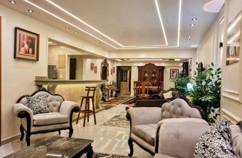 Al Duqqi Apartment | RD Served Apartment 3-Bedroom Dokki - Ideal Location Downtown Cairo