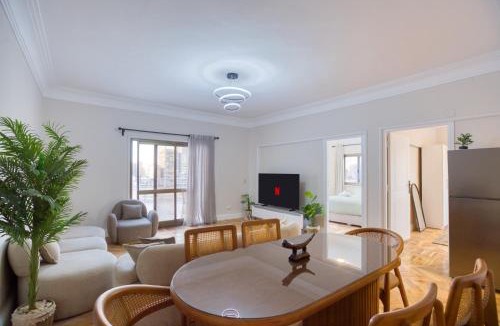 Al Manial Apartment | Nile Terrace 3BR Outdoor Space Families