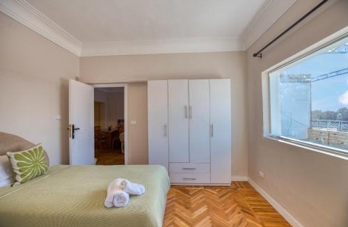 Al Manial Apartment | Nile Terrace 3BR Outdoor Space Families