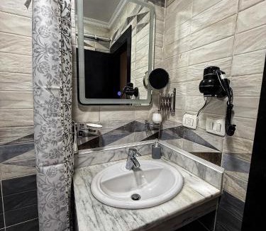 Al-Basatin Apartment | Cozy, peaceful and centrally located Apartment