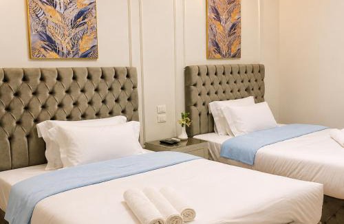 Downtown Cairo Apartment | Yacoubian Suites