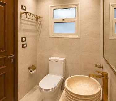 Pyramids Gardens House | New White Pyramids Inn
