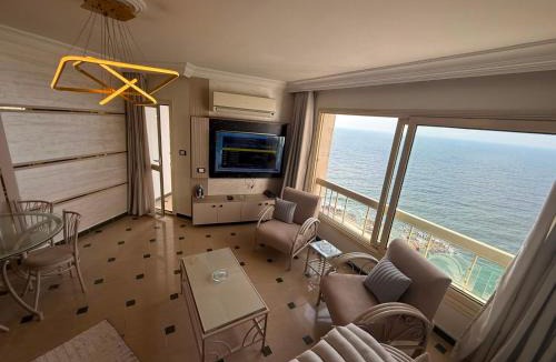 Ar-Raml 1 Apartment | Gleem sea view 1