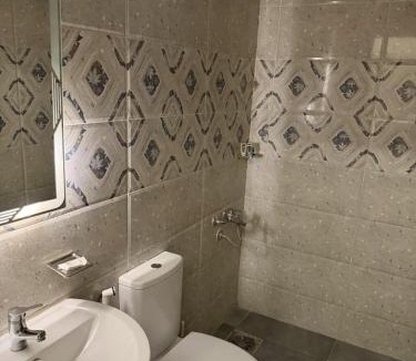 Kafrat al Jabal Hotel | Luxury orientl Pyramids View
