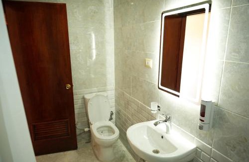 Nile River Luxor Hotel | Gaddis Hotel, Suites and Apartments