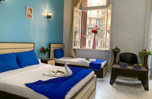 Qasr an-Nil Hotel | Royal Hostgram and Suites