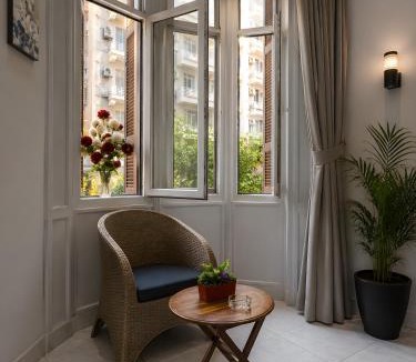 Qasr an-Nil Hotel | Royal Hostgram and Suites