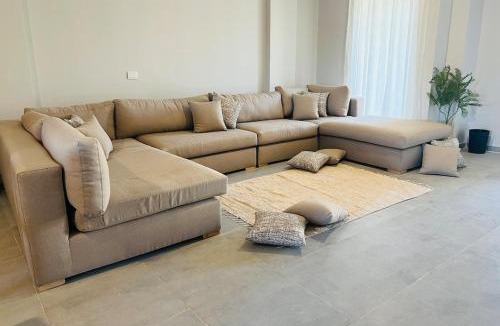 Zafarana Ski Chalet | Boho-Chic Beachfront Villa Ain Sokhna, Garden