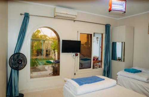 Yusuf as-Sidiq Villa | Tranquil Villa, private Pool, Garden, Wifi, Fayoum