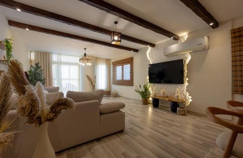 Bab Sharqi Apartment | Aura properties