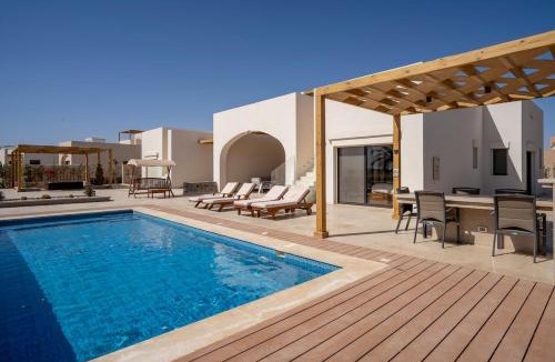 El Gouna Villa | Designer Golf Villa -Pool & Serene Views