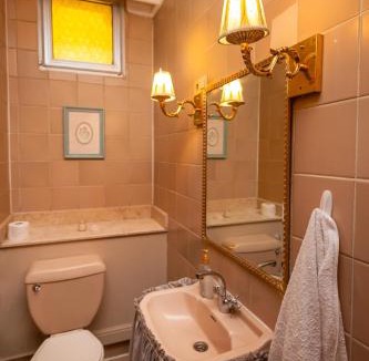 Maadi Apartment | nile & pyramid view Fancy Othman Khan