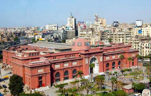 Qasr an-Nil Apartment | Classic Apartment Near the Nile, Downtown Cairo