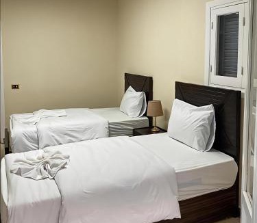 Abdin House | The Cozy Twin Room