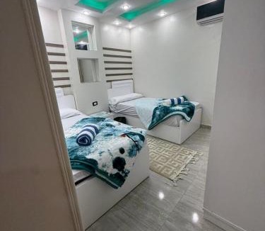 Ar-Raml 1 Apartment | Gleem Sea View 7