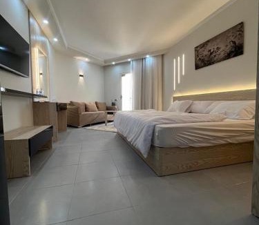 Corniche Road-Dahar Apartment | Scandic Resort Sea View balcony free wi fi