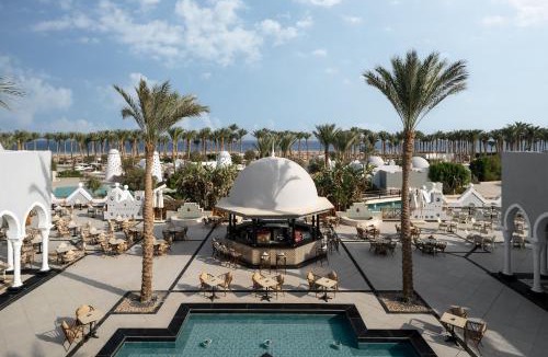 Makadi Bay Resort | Grand Makadi - Couples and Families Only