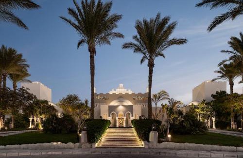 Makadi Bay Resort | Grand Makadi - Couples and Families Only