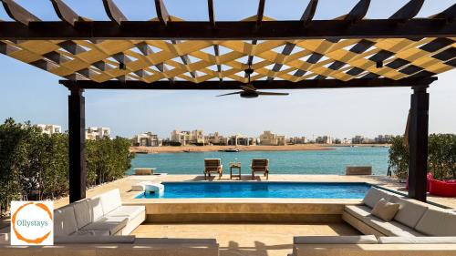 El Gouna Villa | Heated Pool 4BR Villa, Lagoon Front, Ancient Sands - OllyStays
