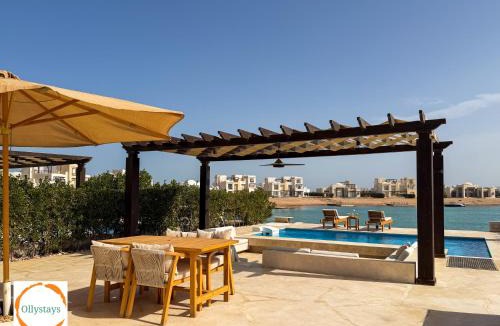 El Gouna Villa | Heated Pool 4BR Villa, Lagoon Front, Ancient Sands - OllyStays