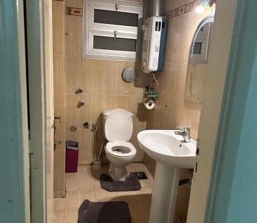 Al-Basatin Apartment | Quiet modern stay in Zahraa Maadi