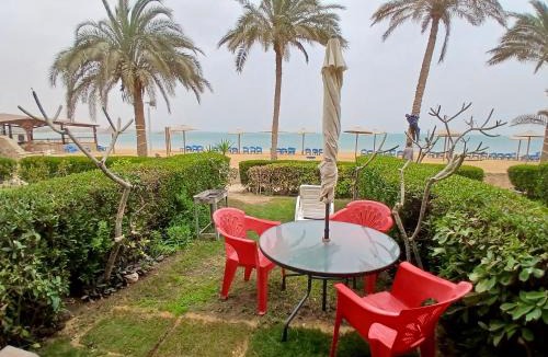 Zafarana Resort | شالية العين السخنة قرية بيلاجيو عائلات صف اول على البحر