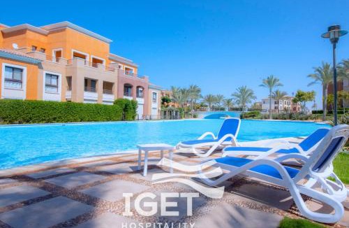 Sidi Abd El-Rahman Apartment | Verdi Ground Chalet - 3 Bedrooms - 1 Master Bedroom - 2 Bathrooms - Direct on Lagoon